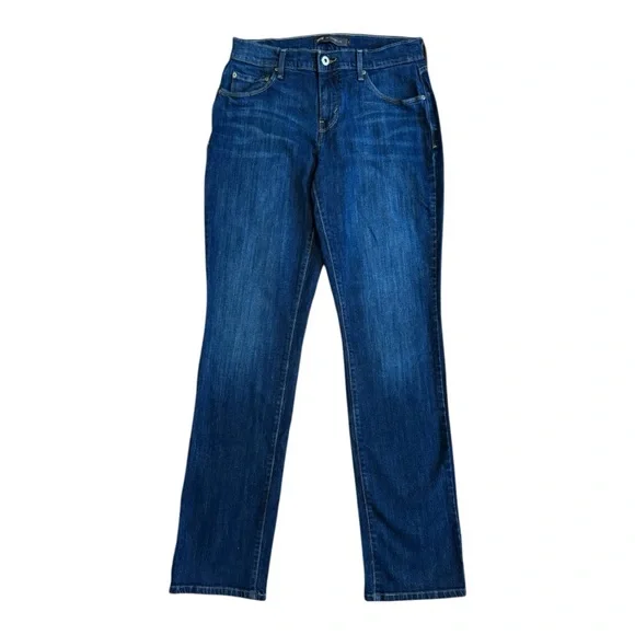 Like New Woman’s Levi’s Jeans - Picture 2 of 10